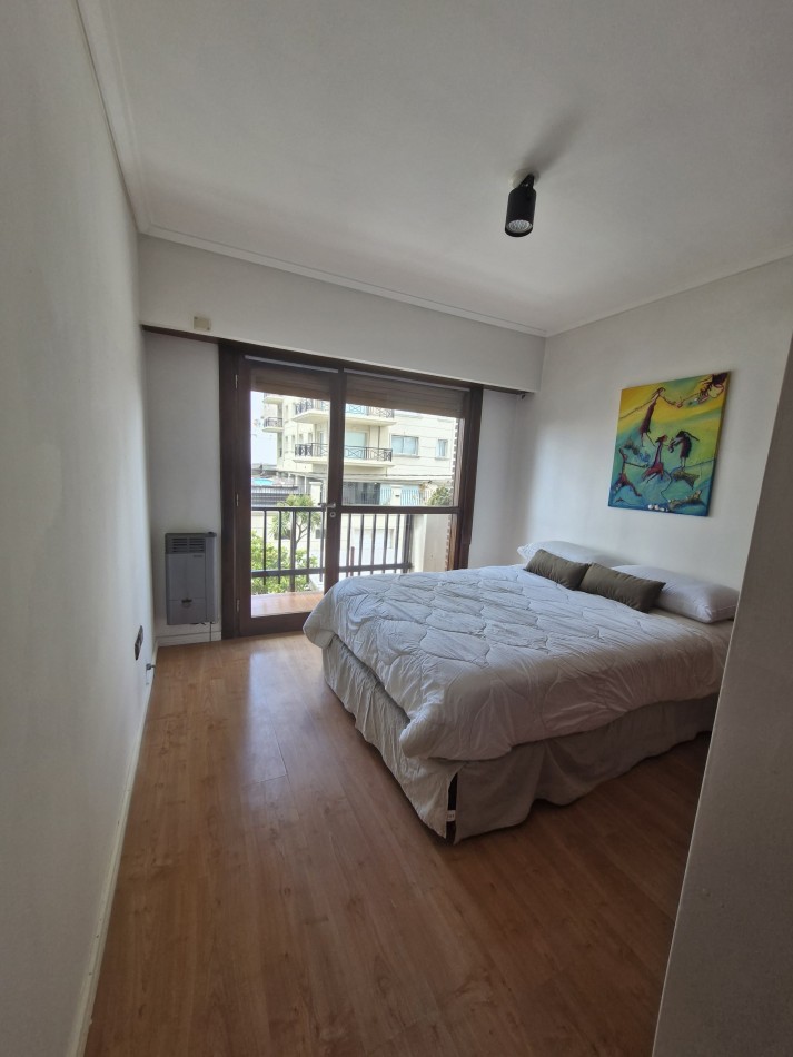 Departamento en la exclusiva zona de Playa Varese, a metros del mar