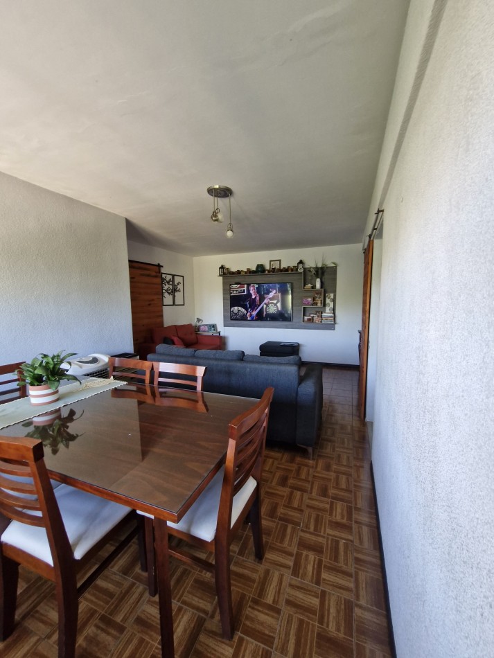 DEPARTAMENTO 4 AMBIENTES AL FRENTE EN AV LIBERTAD 5564