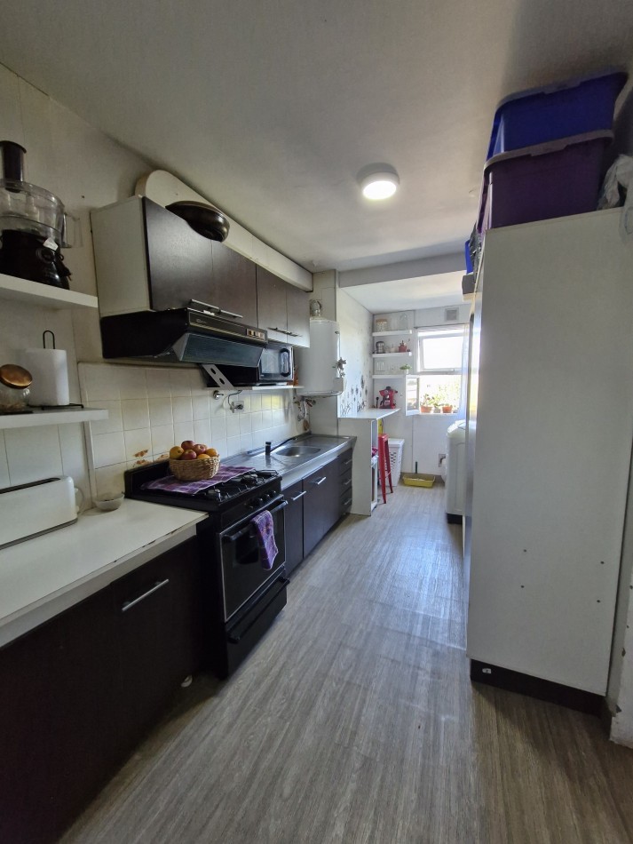 DEPARTAMENTO 4 AMBIENTES AL FRENTE EN AV LIBERTAD 5564