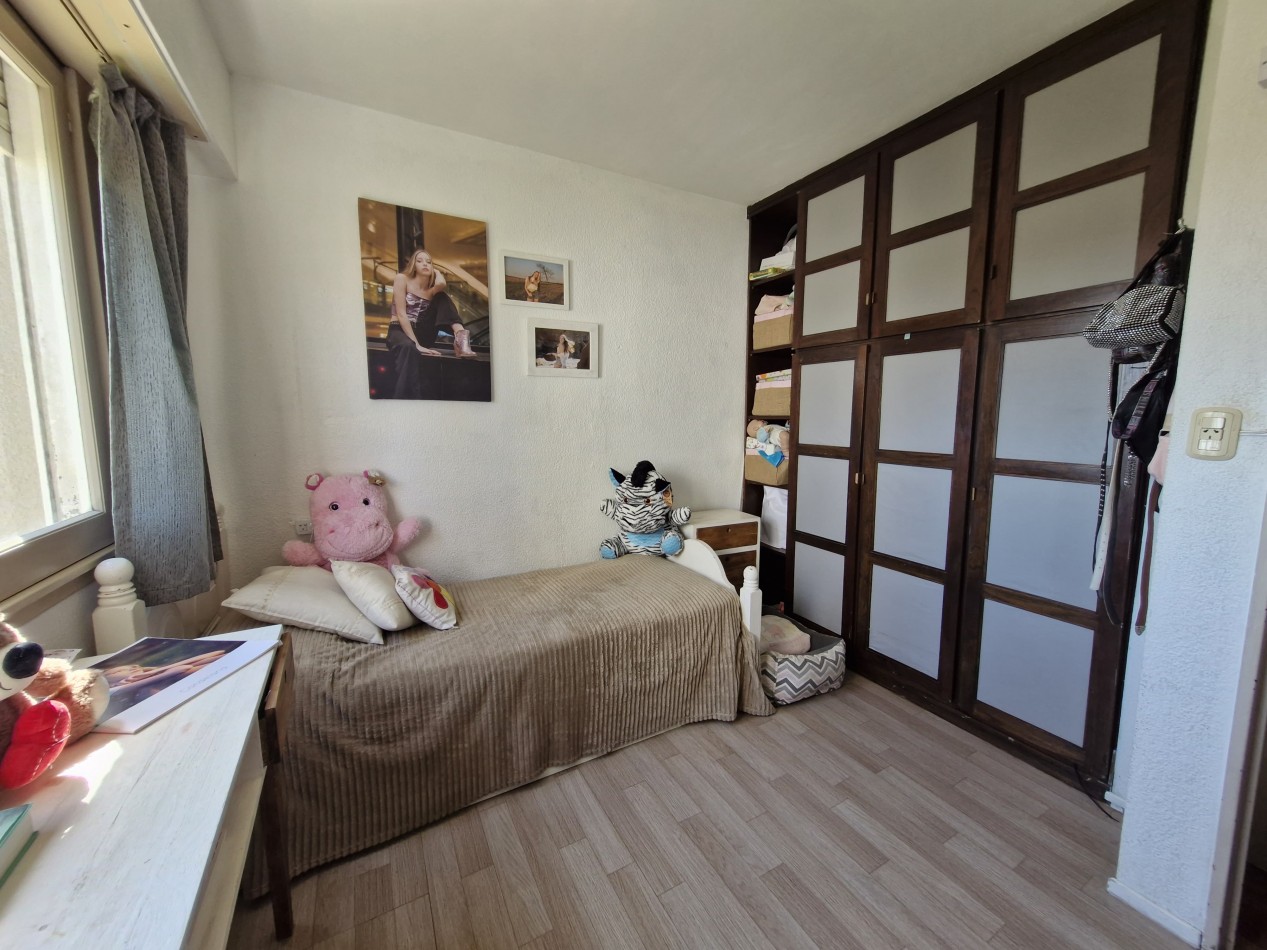 DEPARTAMENTO 4 AMBIENTES AL FRENTE EN AV LIBERTAD 5564