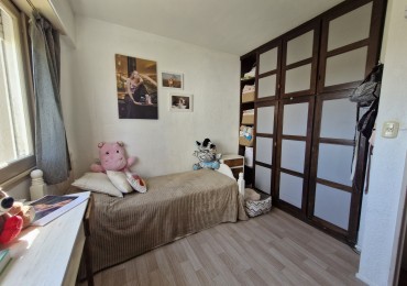 DEPARTAMENTO 4 AMBIENTES AL FRENTE EN AV LIBERTAD 5564
