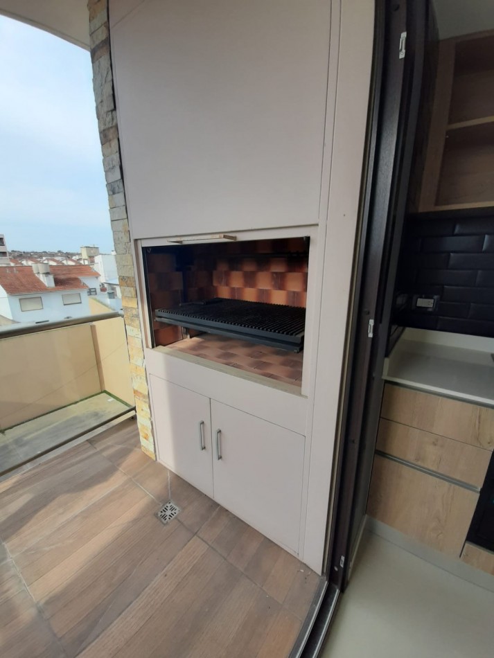 VENTA - Depto 2 ambientes con cochera a estrenar - Zona La Rioja y Matheu