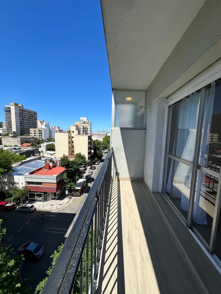 VENTA 3AMB RECICLADO CENTRO MUEBLES Y ARTEFACTOS A ESTRENAR BALCON