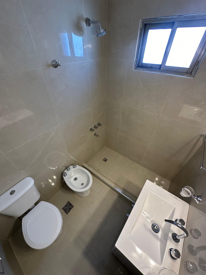 VENTA 3AMB RECICLADO CENTRO MUEBLES Y ARTEFACTOS A ESTRENAR BALCON