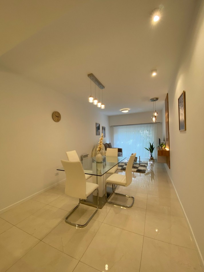Venta 3AMB RECICLADO CENTRO MUEBLES Y ARTEFACTOS