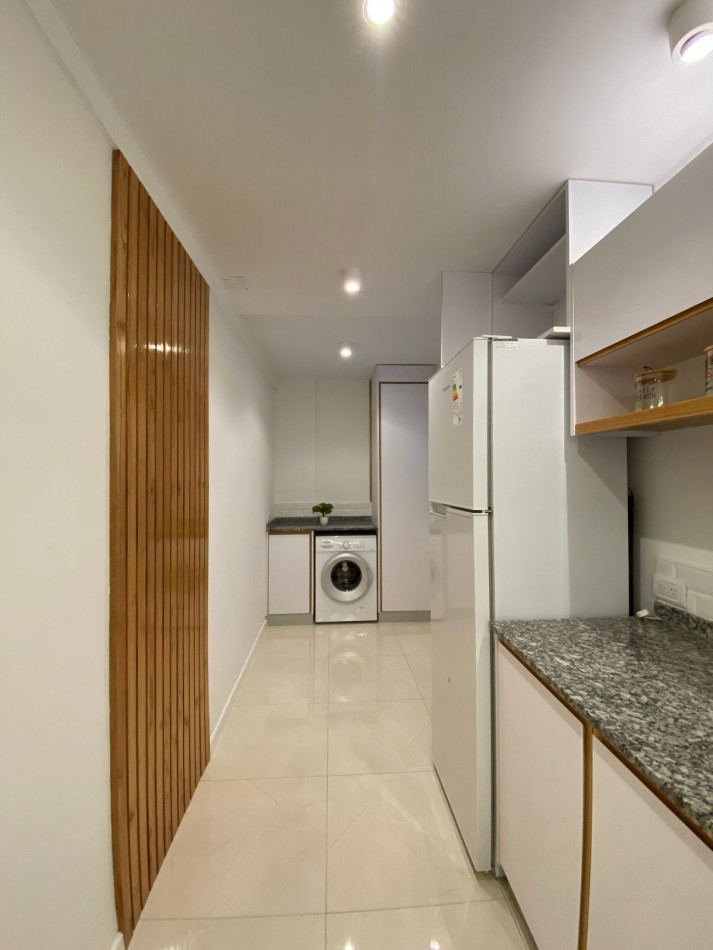 Venta 3AMB RECICLADO CENTRO MUEBLES Y ARTEFACTOS