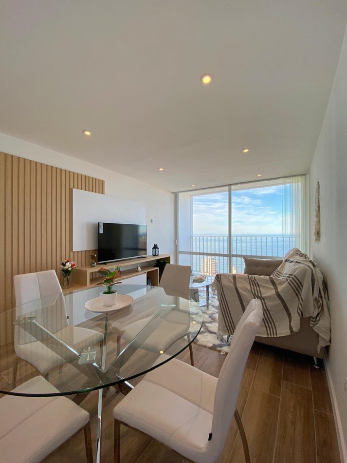 Venta Departamento 2 ambientes a la calle con balcon y vista al mar, edificio Havana