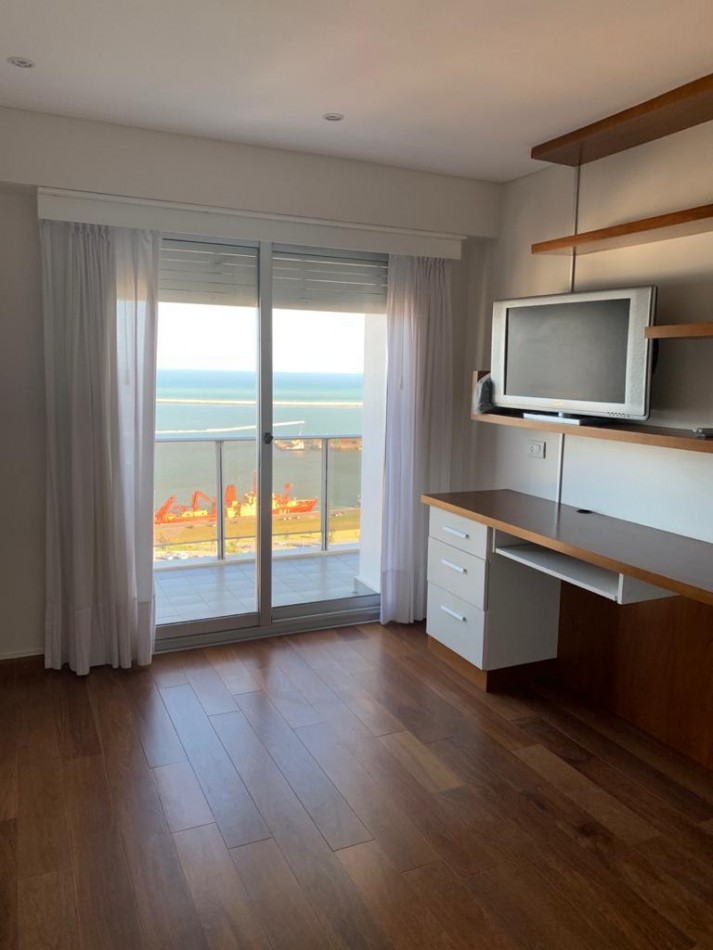 Departamento 4 Amb con vista al mar y cochera doble playa grande