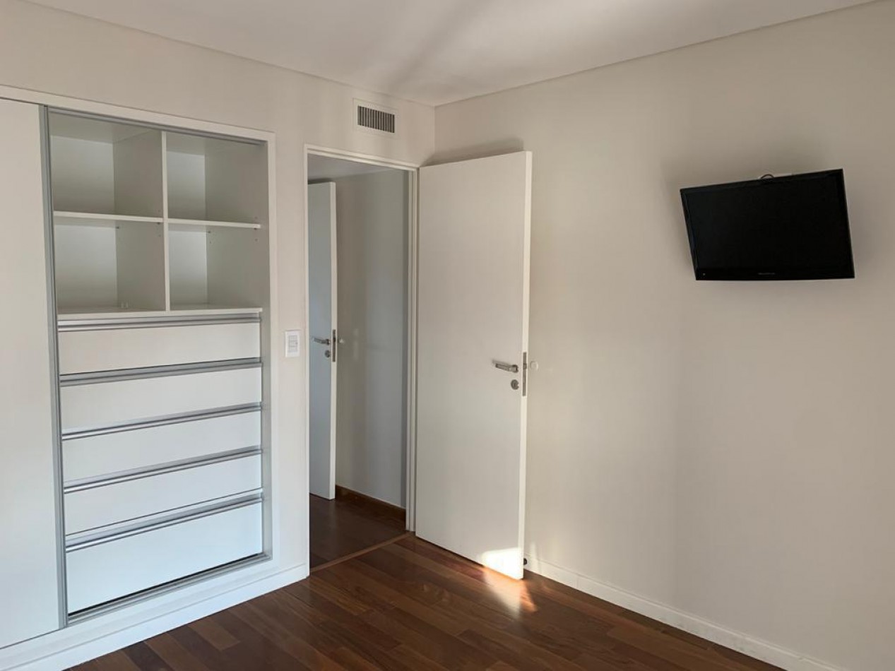 Departamento 4 Amb con vista al mar y cochera doble playa grande