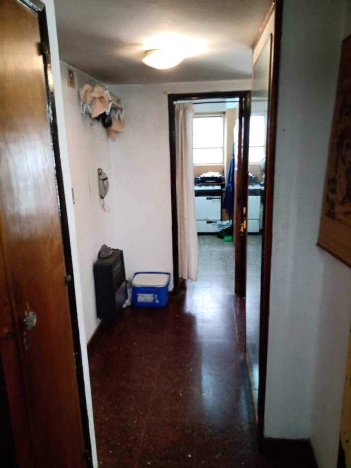 VENTA DEPARTAMENTO 2 AMBIENTES AL FRENTE CON BALCON ZONA ALDREY