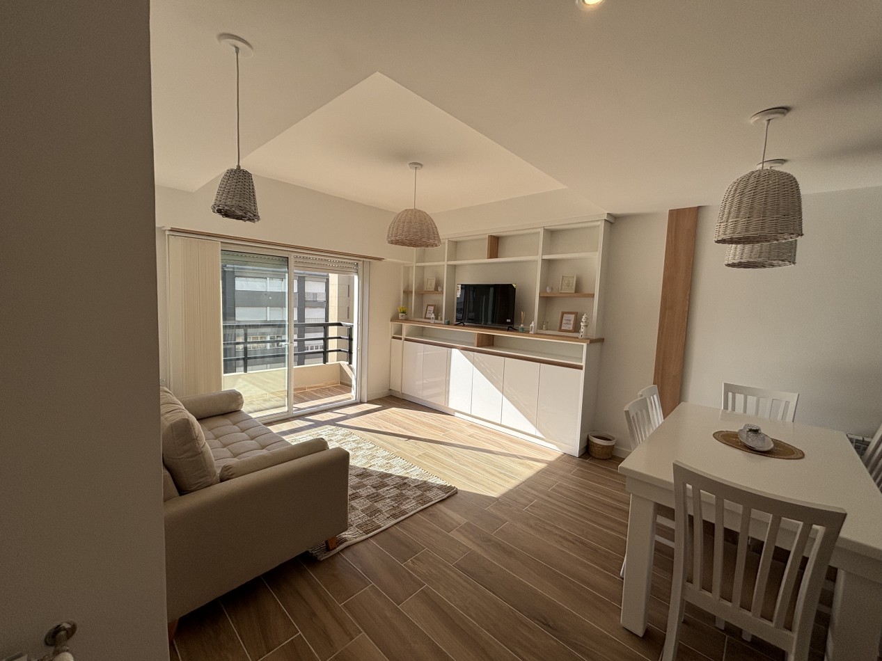 VENTA SEMIPISO 3 AMB BALCON AL FRENTE