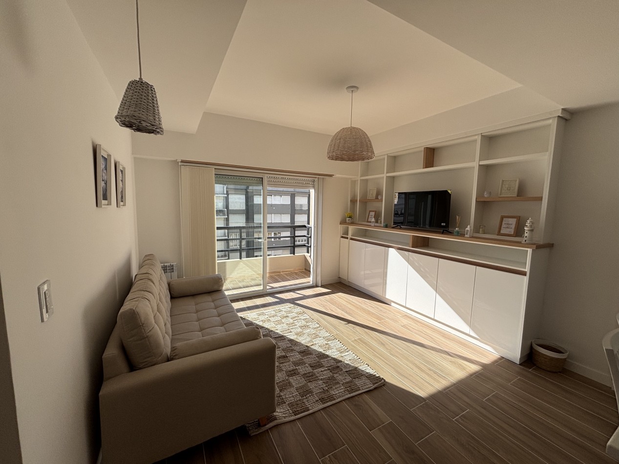 VENTA SEMIPISO 3 AMB BALCON AL FRENTE