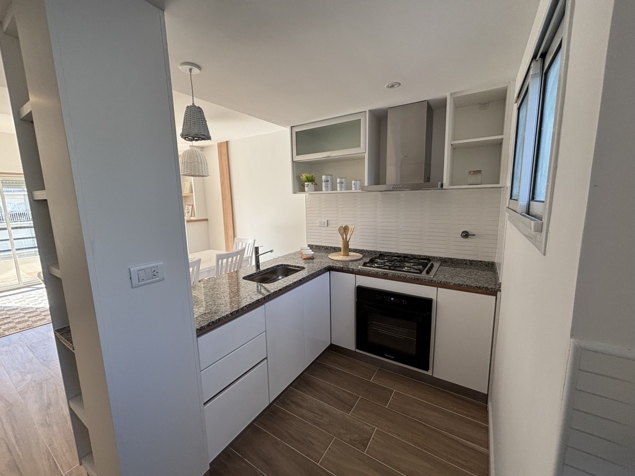 VENTA SEMIPISO 3 AMB BALCON AL FRENTE
