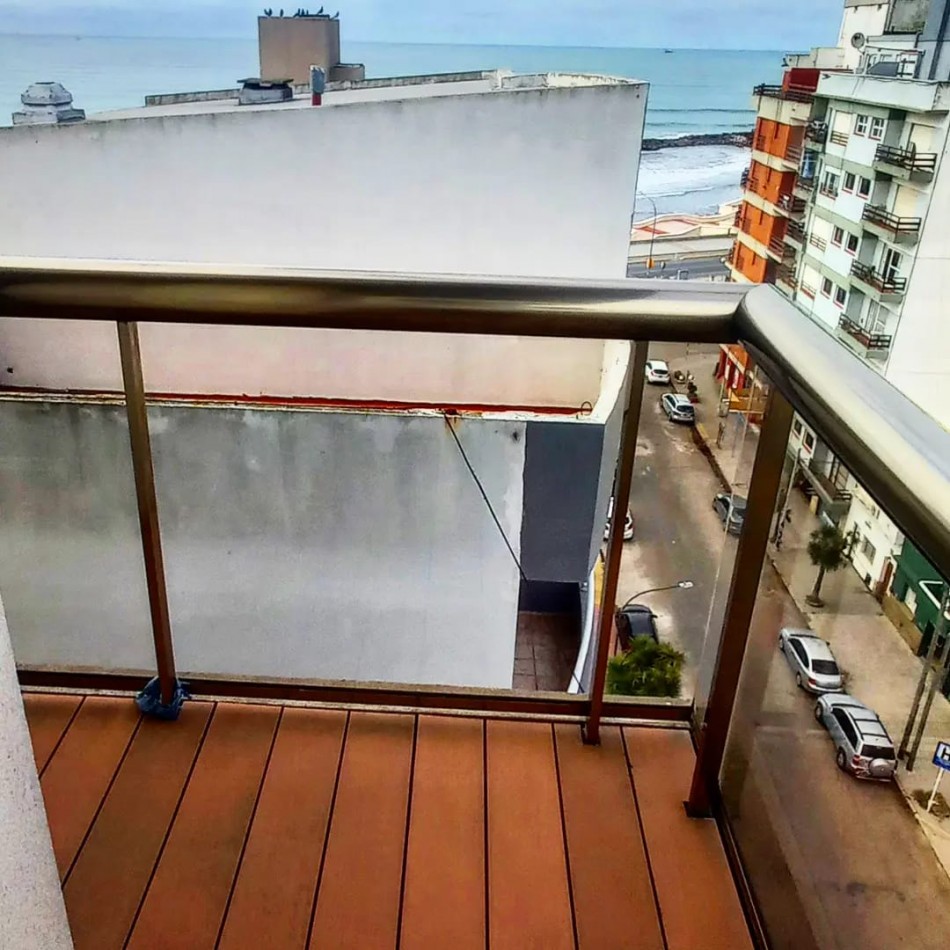 SEMIPISO DE CATEGORIA CON VISTA AL MAR Y AMENITIES.