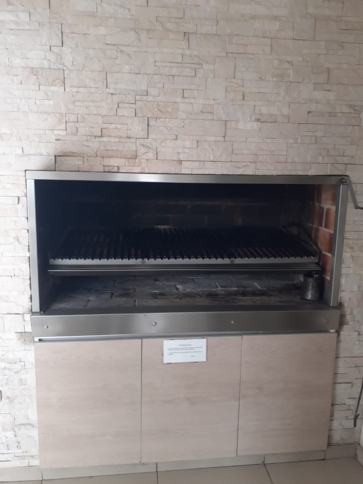 SEMIPISO DE CATEGORIA CON VISTA AL MAR Y AMENITIES.