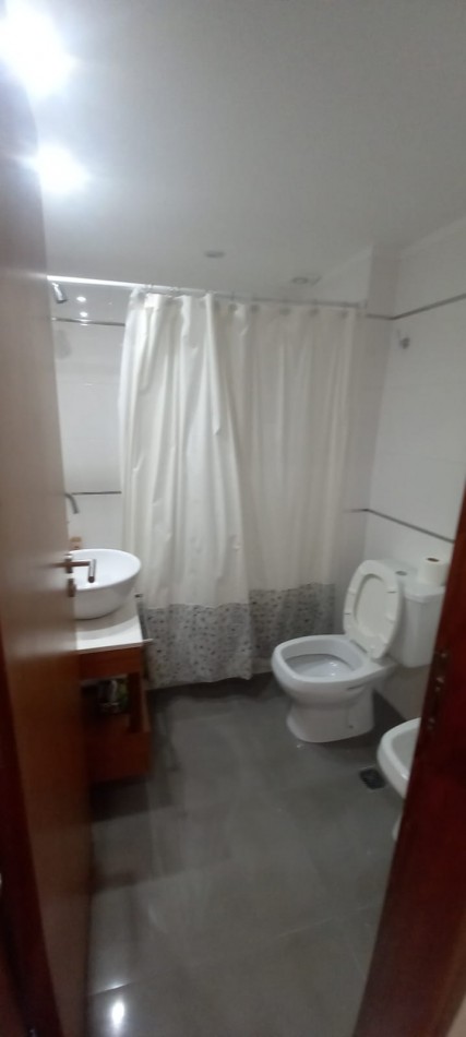 SEMIPISO DE CATEGORIA CON VISTA AL MAR Y AMENITIES.
