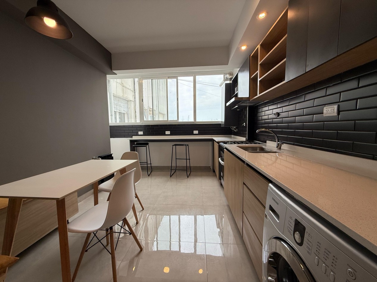DEPARTAMENTO 3 AMB A LA CALLE CON BALCON SALIENTE, A 100 MTS. DE LA PLAYA EN ALDREY