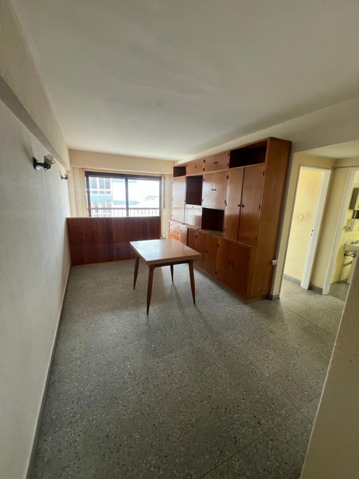 DEPARTAMENTO 2 AMB A LA CALLE CON BALCON FRANCES Y VISTA PANORAMICA EN ALDREY