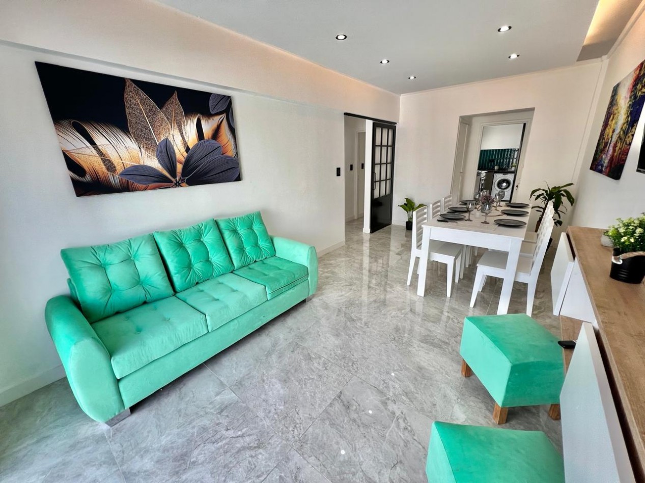 DEPARTAMENTO 3 AMBIENTES LATERAL CON BALCON SALIENTE