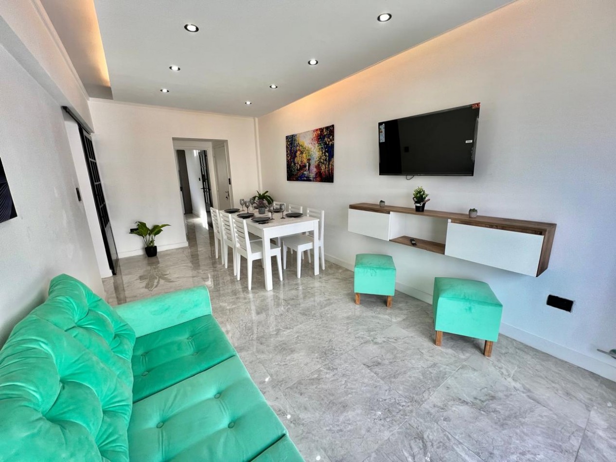 DEPARTAMENTO 3 AMBIENTES LATERAL CON BALCON SALIENTE
