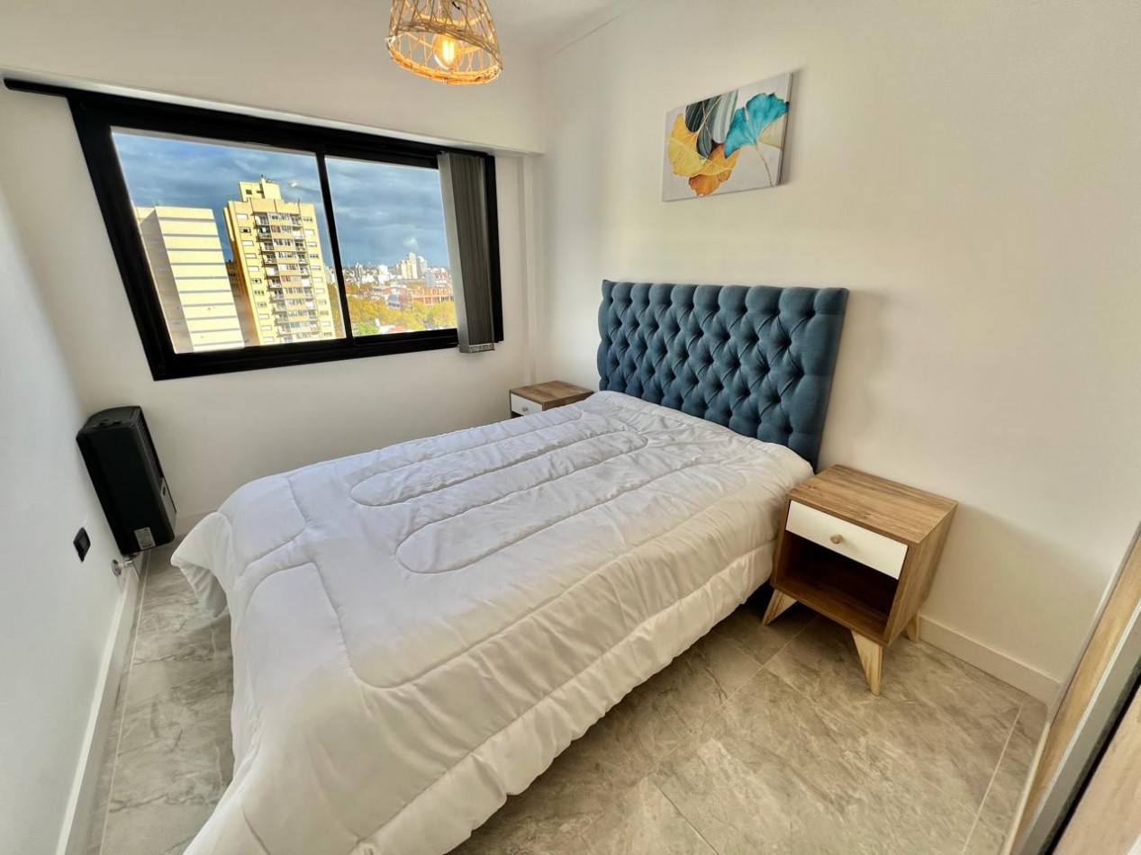 DEPARTAMENTO 3 AMBIENTES LATERAL CON BALCON SALIENTE