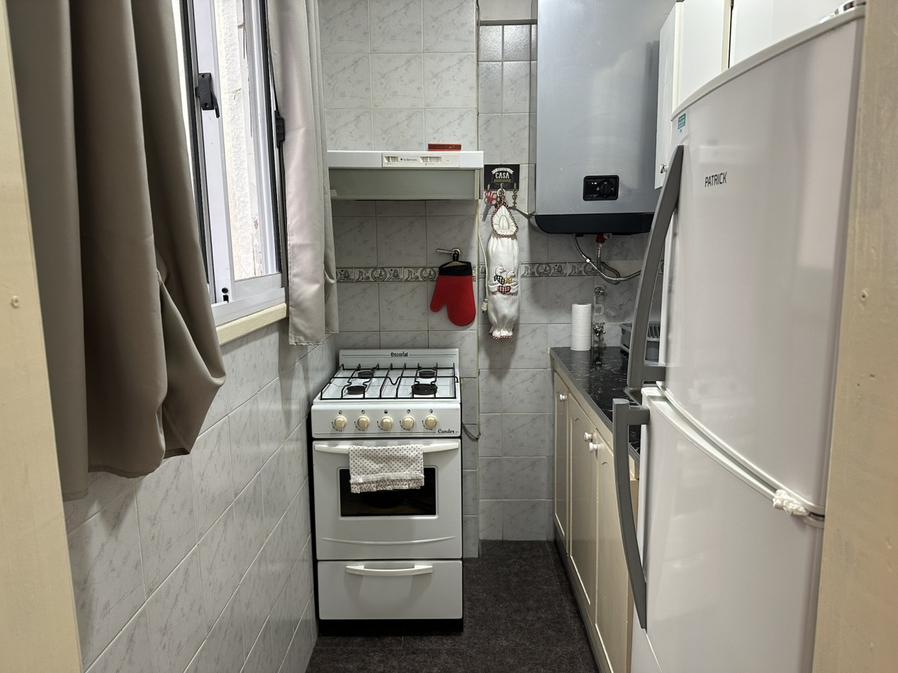 Departamento de 1 Ambiente y Medio - A Metros de Plaza Colon