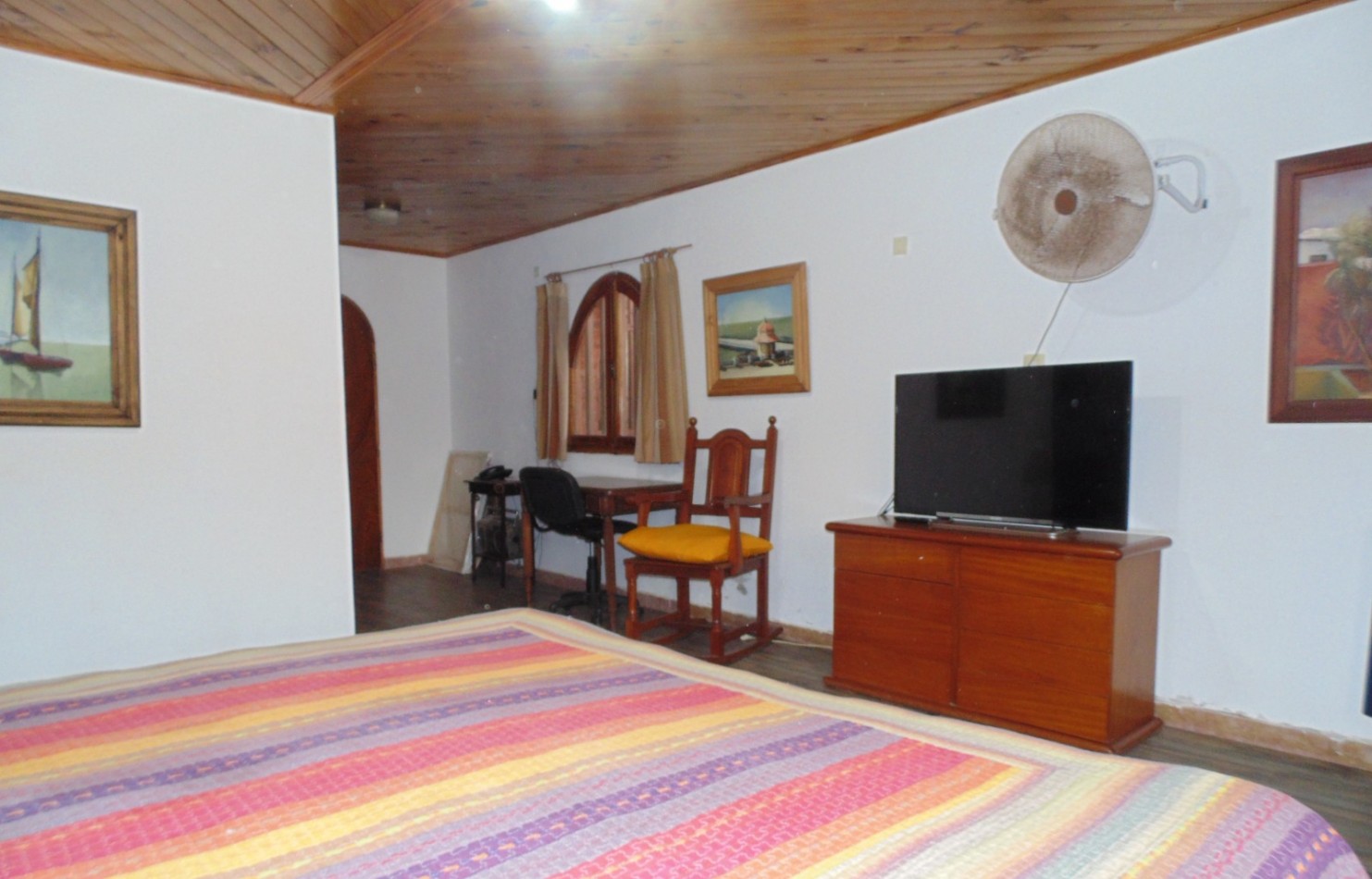 OPORTUNIDAD CHALET 5 AMBIENTES EN SANTA CLARA DEL MAR CON GRAN PARQUE A 100 METROS DEL MAR - QUINCHO/COCHERA DOBLE/LAVADERO/DEPENDENCIA/DOBLE LOTE